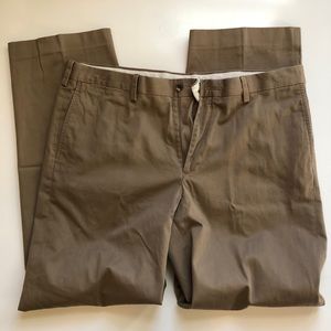 Eddie Bauer brown relaxed fit pants 38 x 34